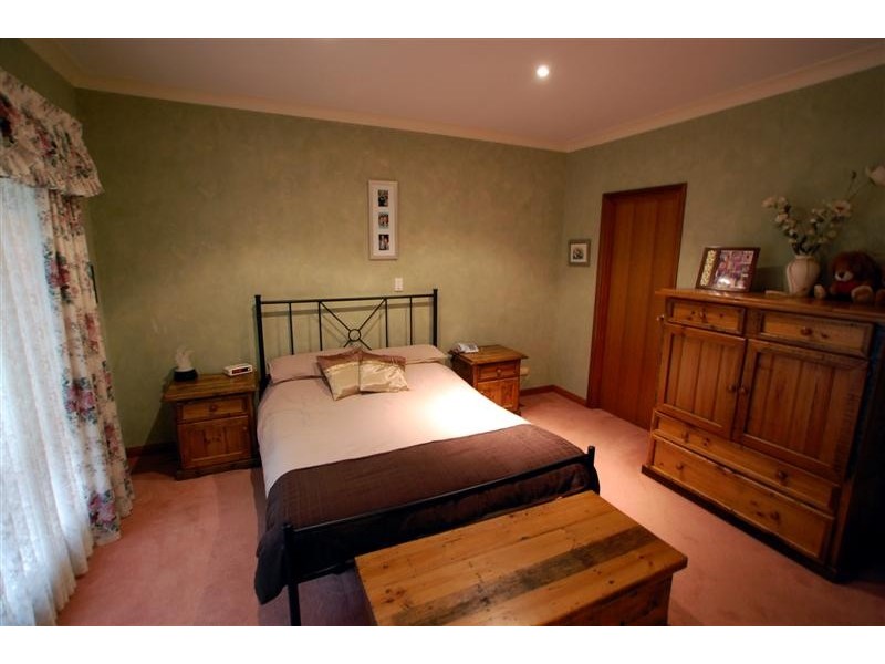 23 Margaret Cutten Grove, Aberfoyle Park SA 5159