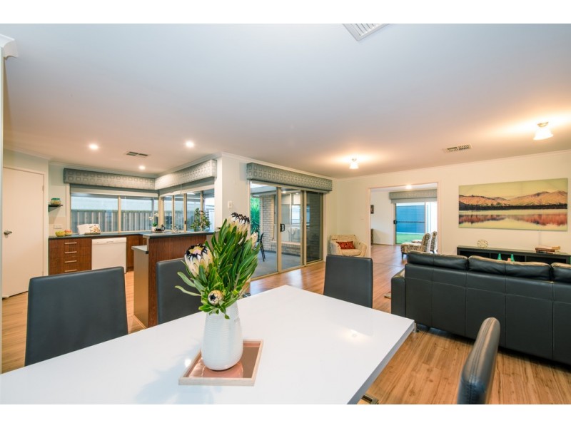 17 Haywood Court, Mount Compass SA 5210