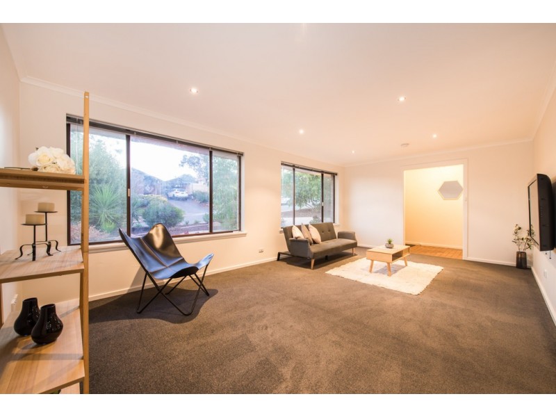 12 Whiteley Drive, Trott Park SA 5158