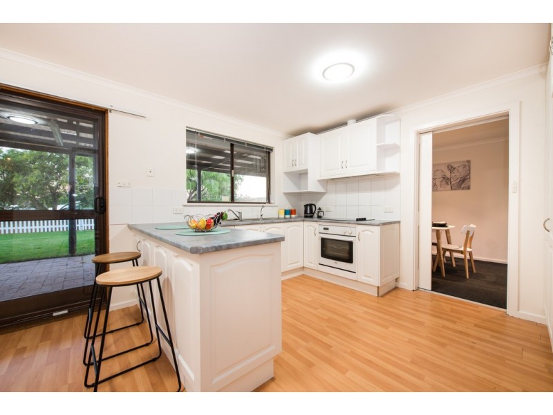 12 Whiteley Drive, Trott Park SA 5158