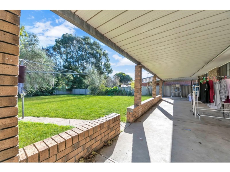 9 Taylors Avenue, Morphett Vale SA 5162