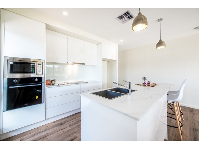 2 Dufferin Lane, Seaford Meadows SA 5169