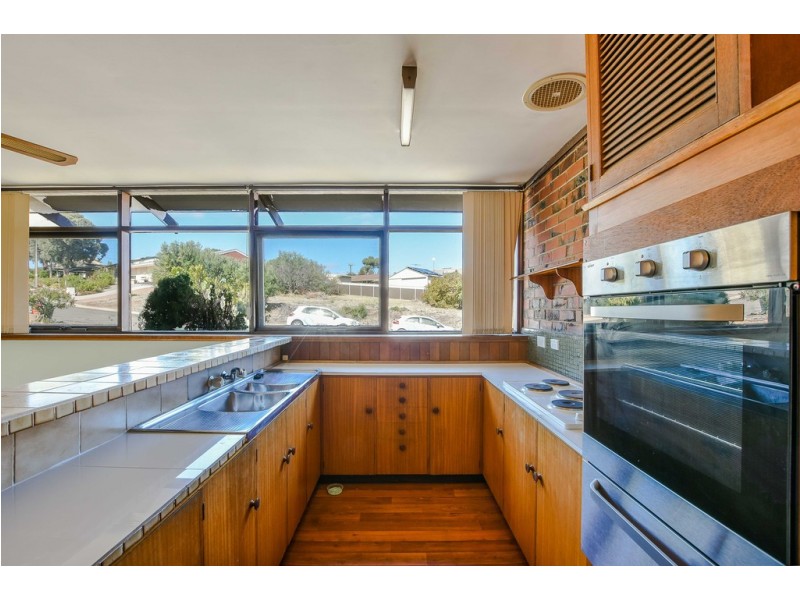 1 Clearview Terrace, Flagstaff Hill SA 5159