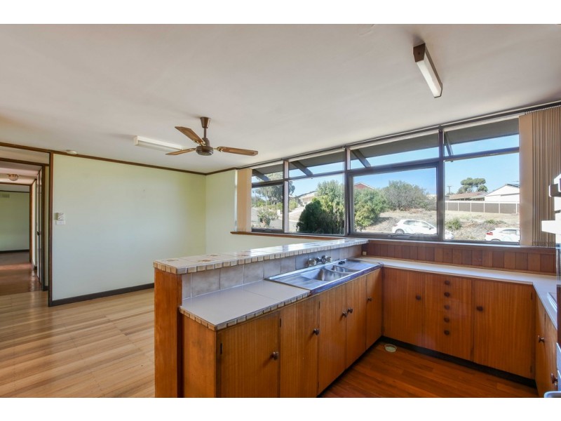 1 Clearview Terrace, Flagstaff Hill SA 5159