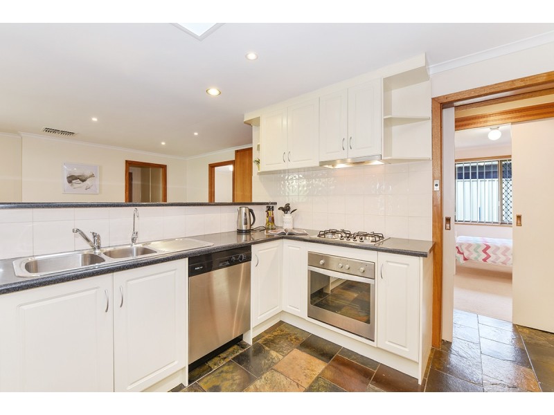 3 Dawson Place, Happy Valley SA 5159