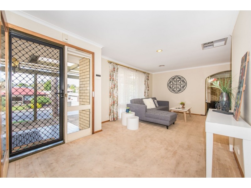 25 Heysen Drive, Sheidow Park SA 5158