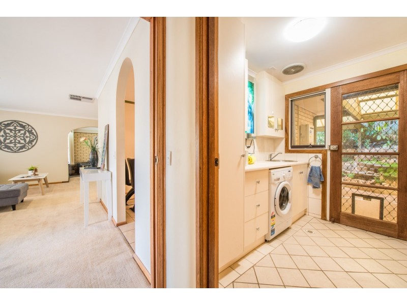 25 Heysen Drive, Sheidow Park SA 5158