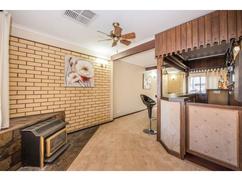 25 Heysen Drive, Sheidow Park SA 5158