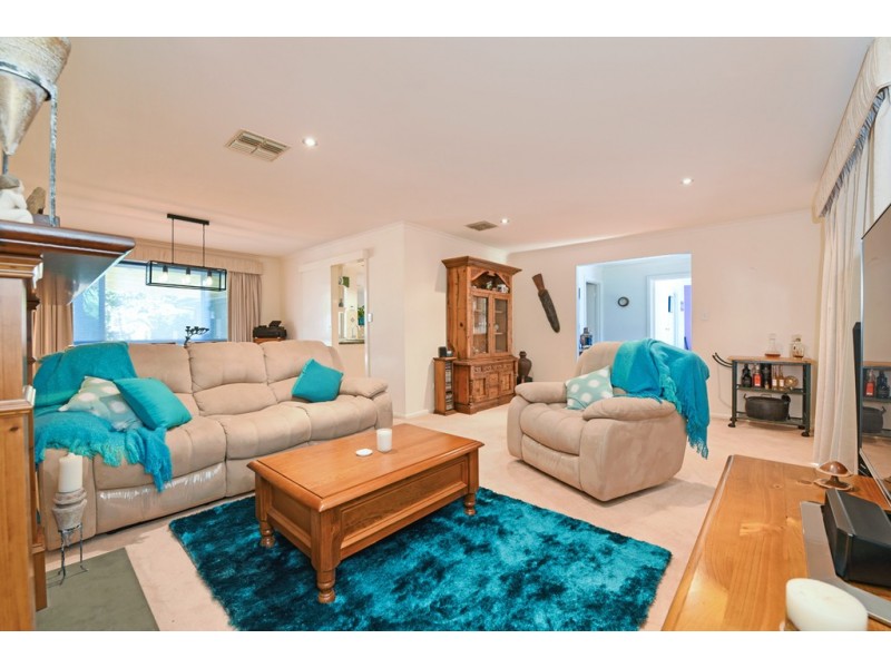 4 Chiton Avenue, Seaford Rise SA 5169