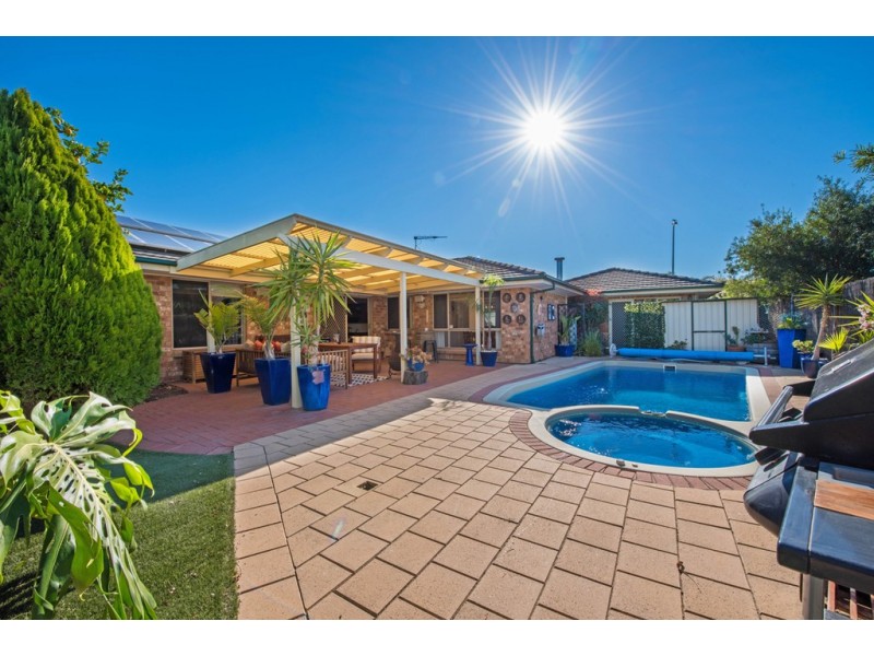 4 Chiton Avenue, Seaford Rise SA 5169