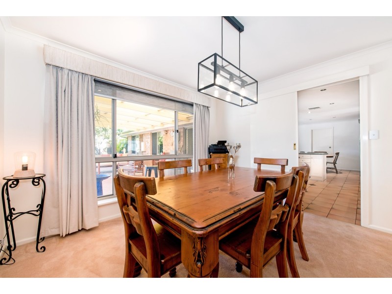 4 Chiton Avenue, Seaford Rise SA 5169