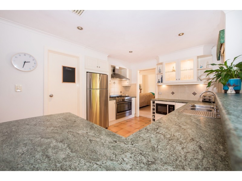 4 Chiton Avenue, Seaford Rise SA 5169