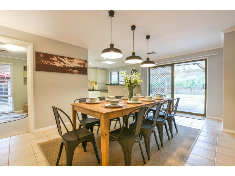 4 Hartley Street, Flagstaff Hill SA 5159