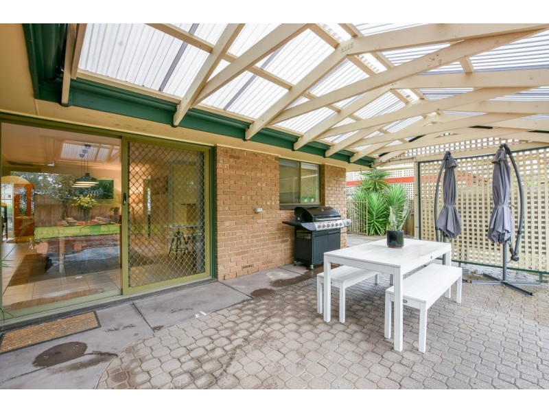 4 Hartley Street, Flagstaff Hill SA 5159