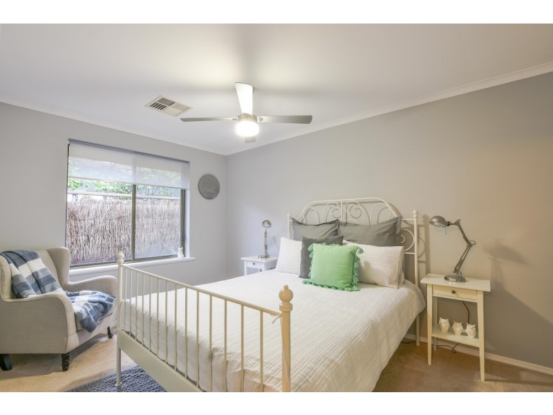 4 Hartley Street, Flagstaff Hill SA 5159