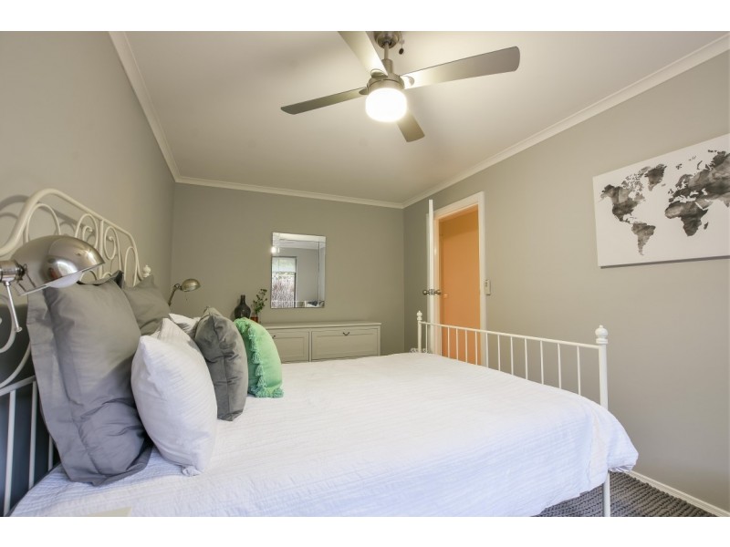 4 Hartley Street, Flagstaff Hill SA 5159