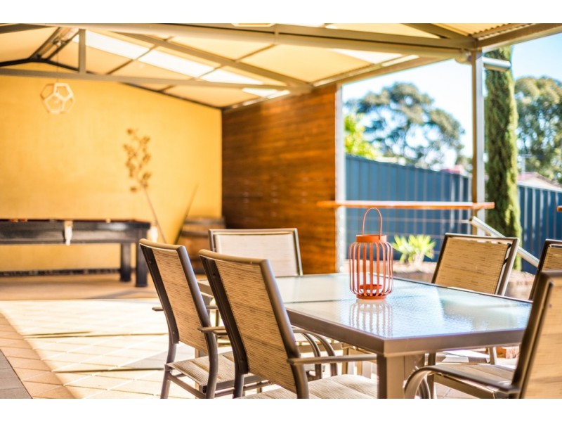 15 Homestead Drive, Aberfoyle Park SA 5159
