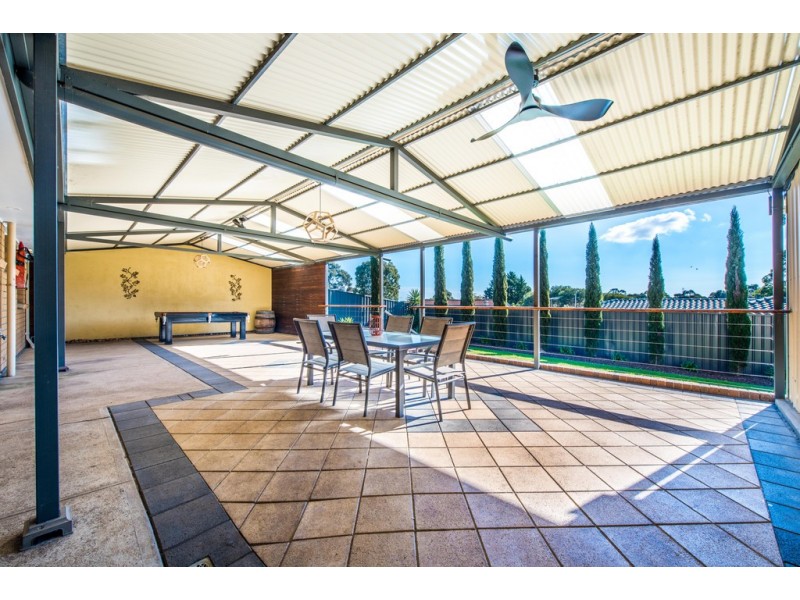 15 Homestead Drive, Aberfoyle Park SA 5159