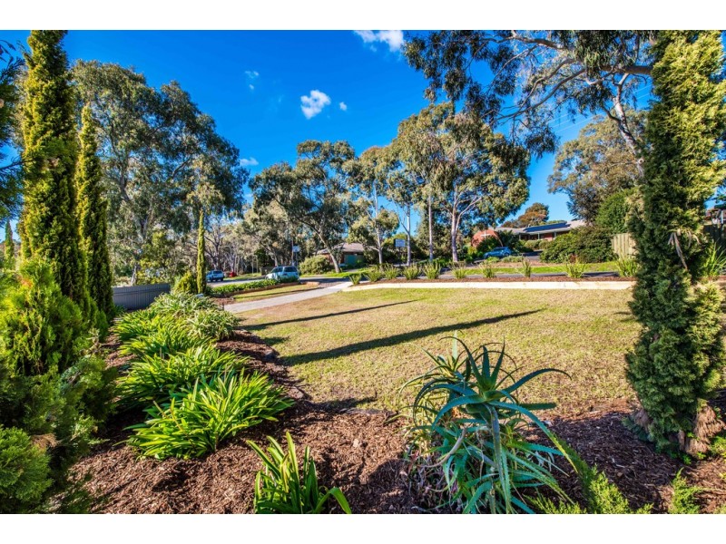 15 Homestead Drive, Aberfoyle Park SA 5159