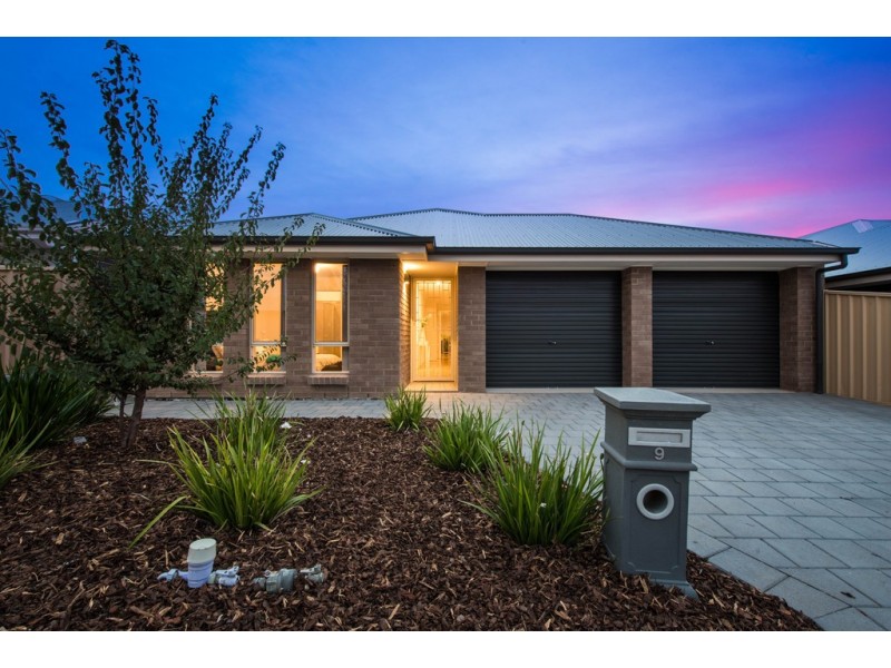 9 Dampier Road, Seaford Meadows SA 5169