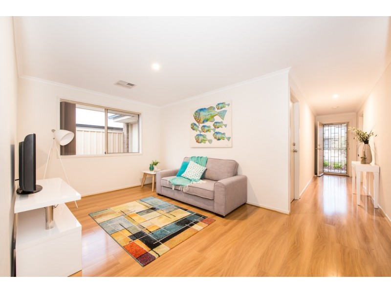 9 Dampier Road, Seaford Meadows SA 5169