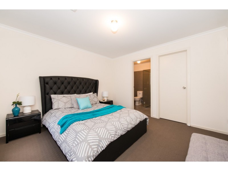 9 Dampier Road, Seaford Meadows SA 5169