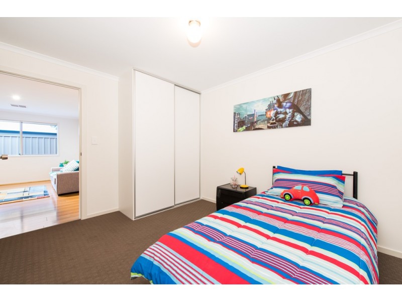 9 Dampier Road, Seaford Meadows SA 5169