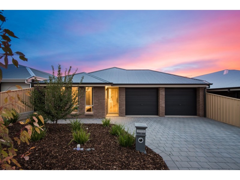 9 Dampier Road, Seaford Meadows SA 5169