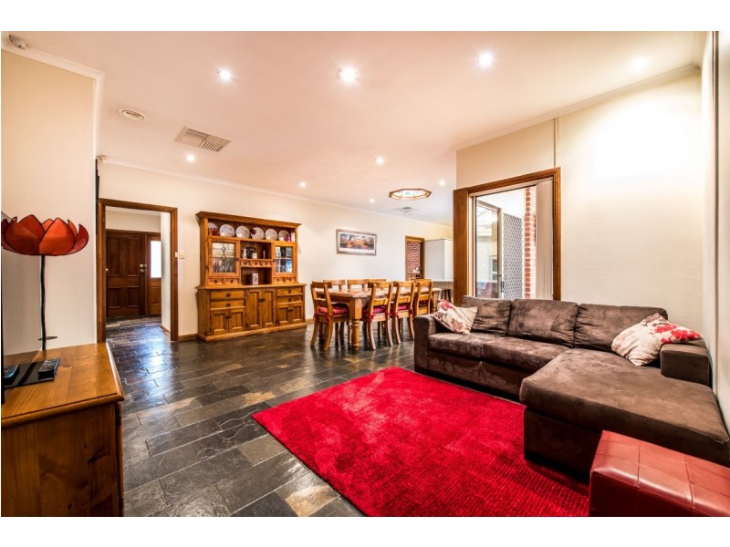 4 Ridgetop Place, Coromandel Valley SA 5051