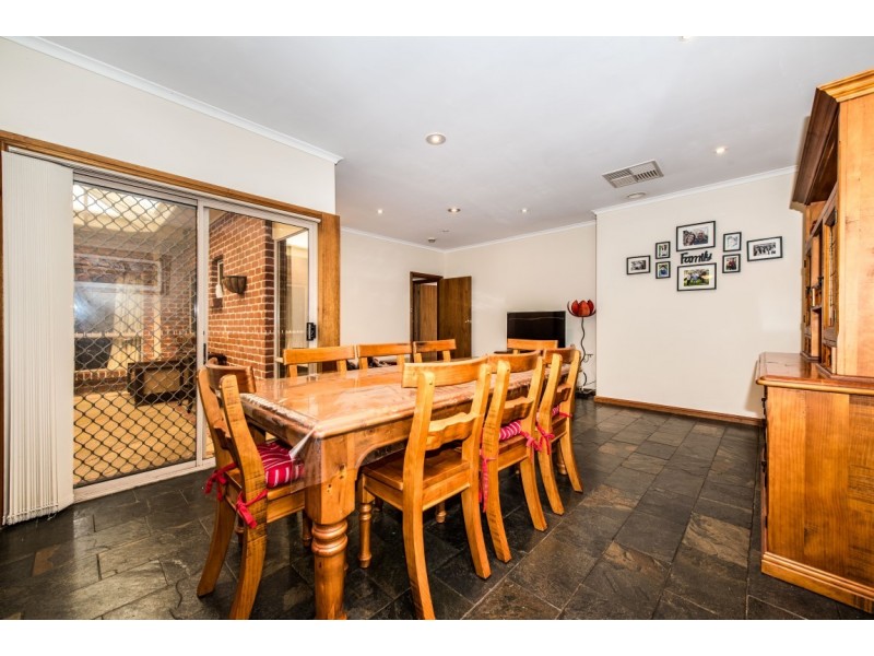 4 Ridgetop Place, Coromandel Valley SA 5051