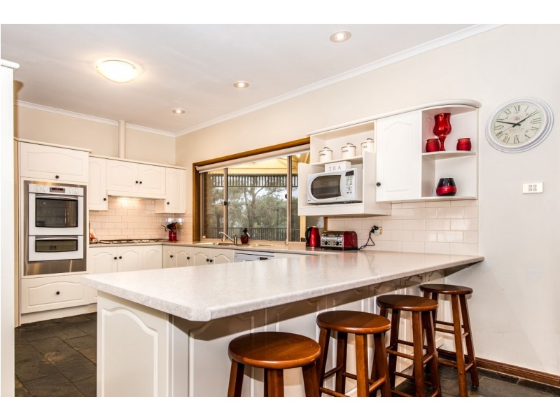 4 Ridgetop Place, Coromandel Valley SA 5051