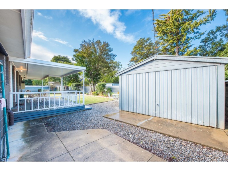 1 Lake Drive, Happy Valley SA 5159