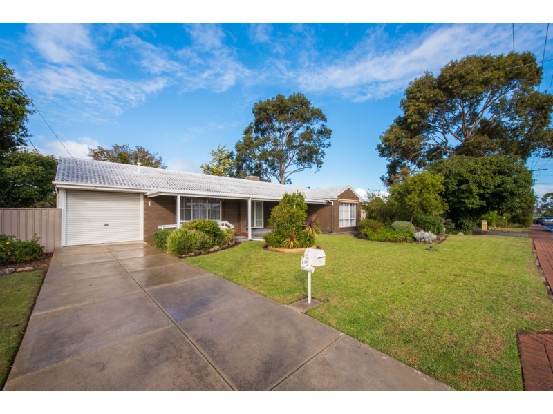 1 Lake Drive, Happy Valley SA 5159
