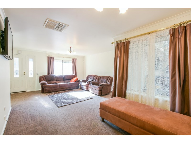 32 Spriggs Road, Onkaparinga Hills SA 5163