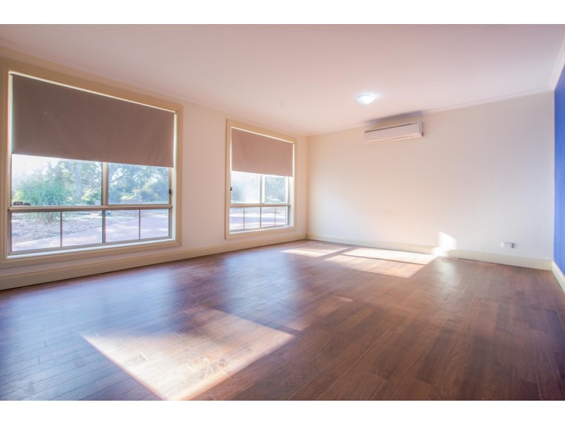 32 Spriggs Road, Onkaparinga Hills SA 5163