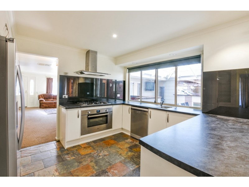 32 Spriggs Road, Onkaparinga Hills SA 5163