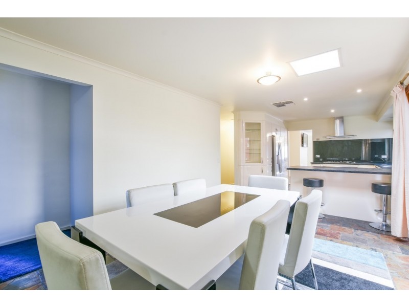 32 Spriggs Road, Onkaparinga Hills SA 5163