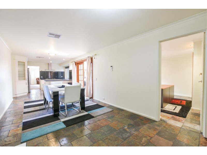 32 Spriggs Road, Onkaparinga Hills SA 5163