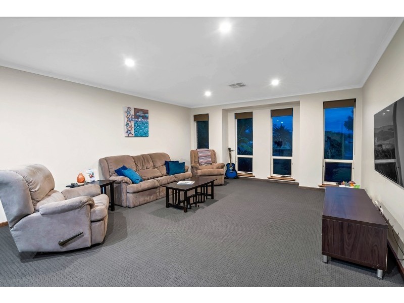 35 Dolphin Boulevard, Aldinga Beach SA 5173