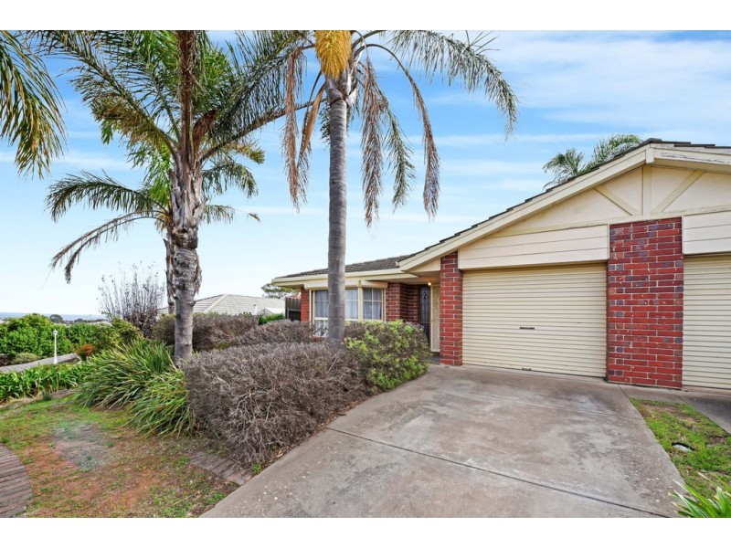 1/8 Oakvale Way, Hallett Cove SA 5158