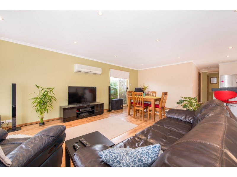 1/8 Oakvale Way, Hallett Cove SA 5158