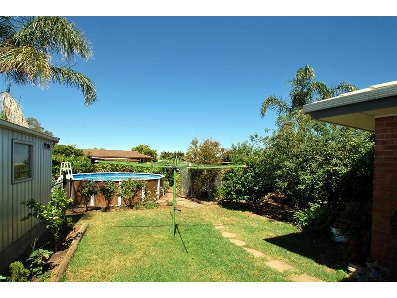 11 Baroona Crescent, Reynella SA 5161