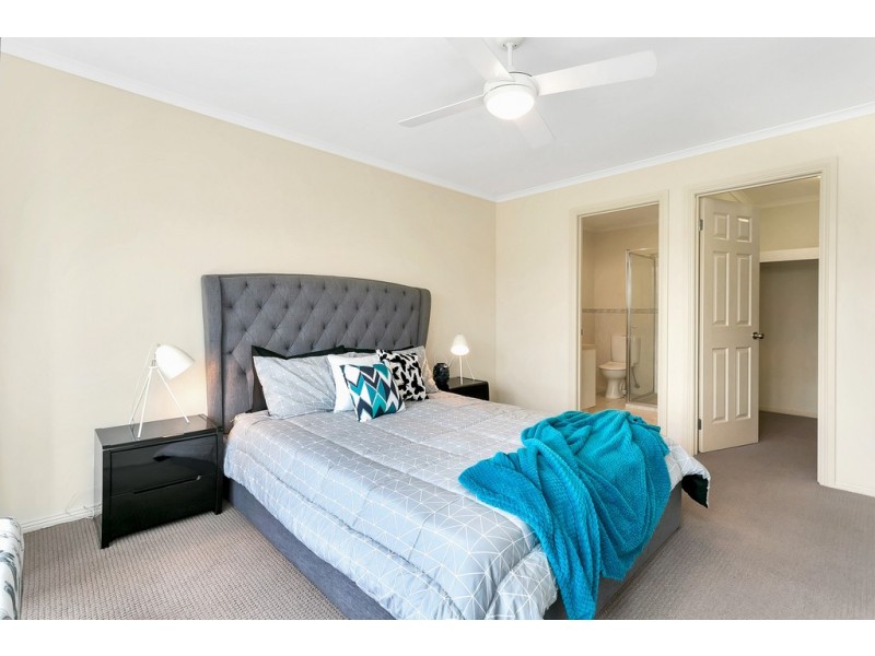 42 Sylvan Circuit, Noarlunga Downs SA 5168