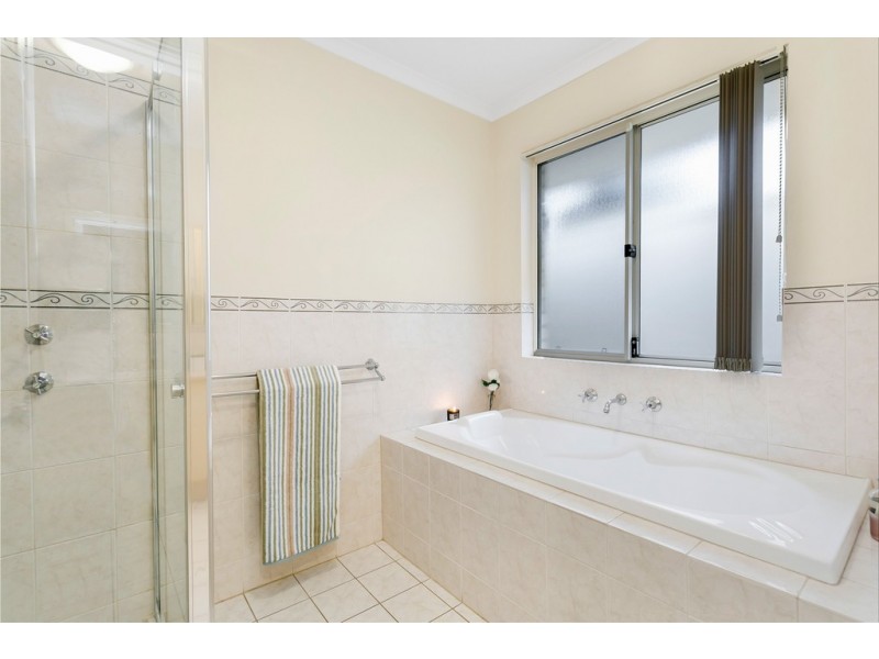 42 Sylvan Circuit, Noarlunga Downs SA 5168