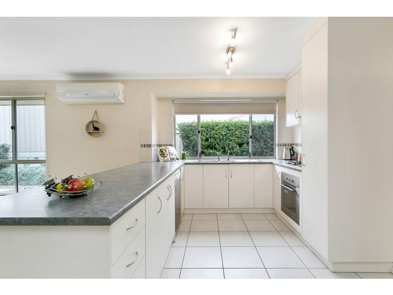 42 Sylvan Circuit, Noarlunga Downs SA 5168