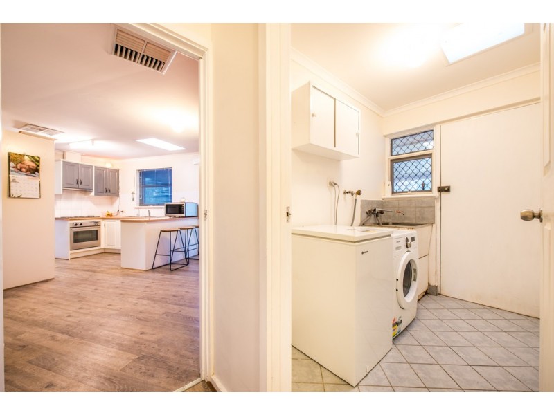 5 Lutana Court, Morphett Vale SA 5162