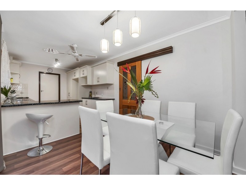 16 Montana Drive, Happy Valley SA 5159