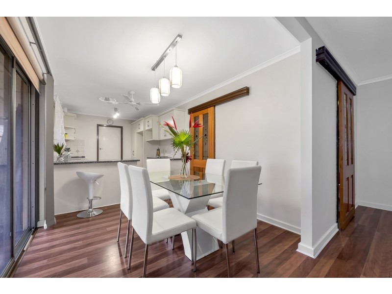 16 Montana Drive, Happy Valley SA 5159