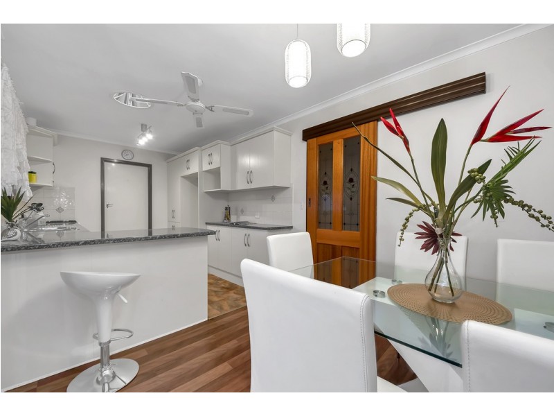 16 Montana Drive, Happy Valley SA 5159