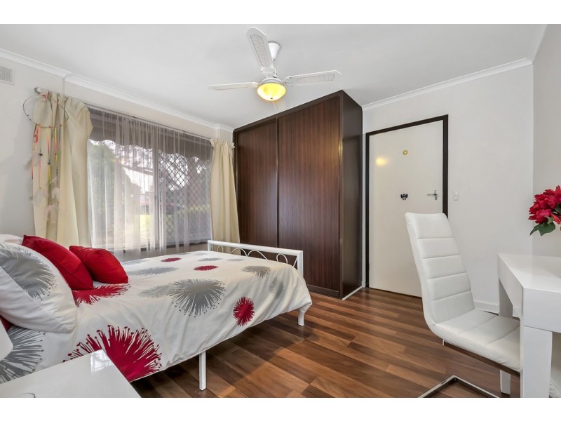 16 Montana Drive, Happy Valley SA 5159